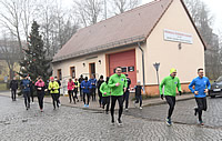 Rund 30 Teilnehmer, zählt der diesjährige Weihnachtslauf der SG Finne Billroda: Bewegung gegen Festschmaus